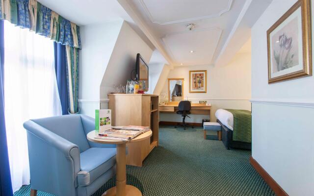 Holiday Inn London - Oxford Circus, an IHG Hotel