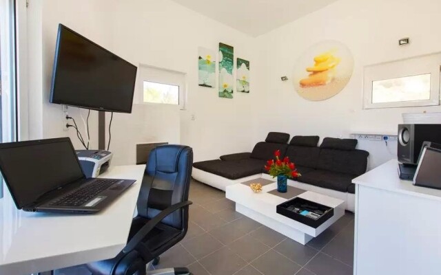 Plimmiri Beach Villas