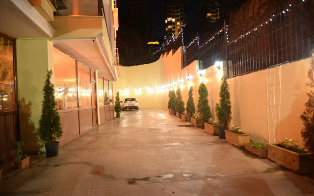 Defne Gold Suite Hotel