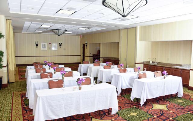 Hilton Garden Inn Oconomowoc