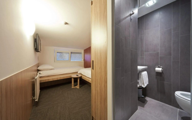 Bit Center Hotel