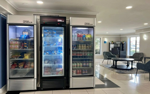 Days Inn by Wyndham Houston