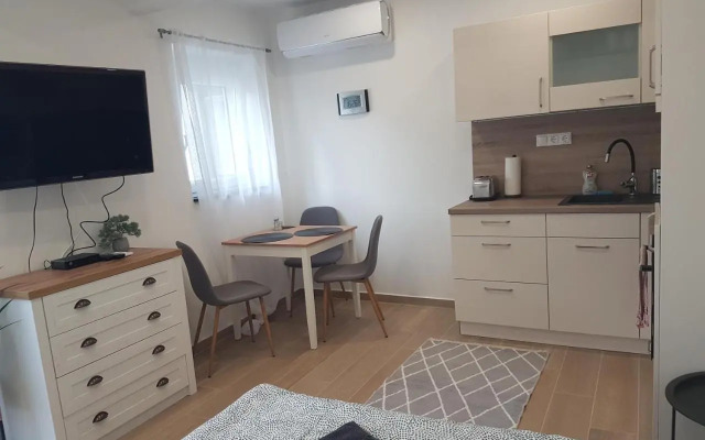 BL Beach Apartman