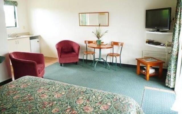 Coromandel Court Motel