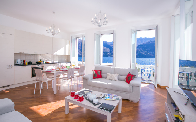 Villa Larius Balcone
