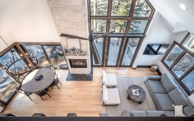 Winterleaf 4 Bedroom Home by RedAwning