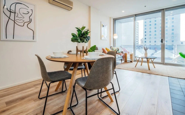 Paradiso on Bent - Netflix - Wifi - City life