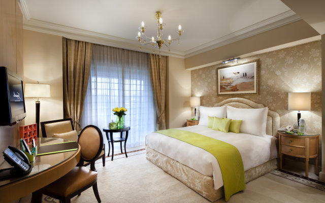 Kempinski Nile Hotel Garden City Cairo