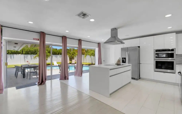 Florence Villa Heated Pool