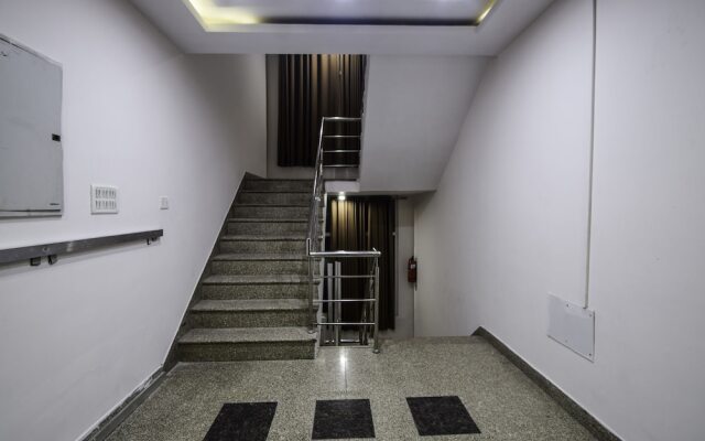 Hotel O Grand Decor