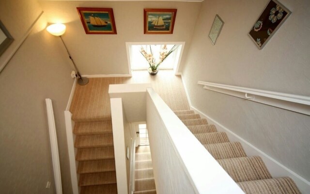 Craig Holm Guest House