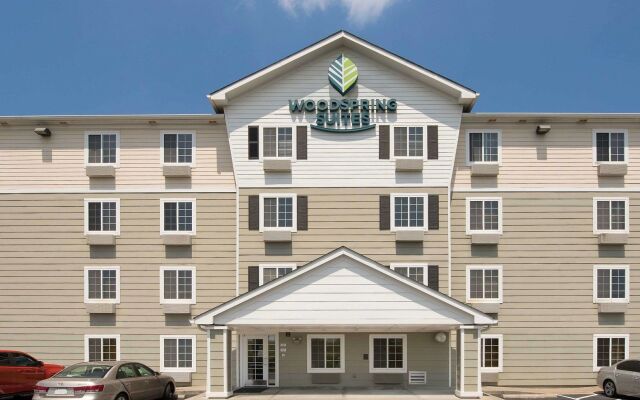 WoodSpring Suites Evansville East