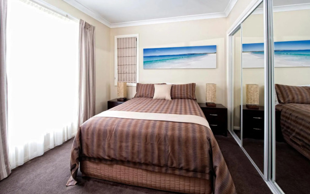 Dolphin Shores
