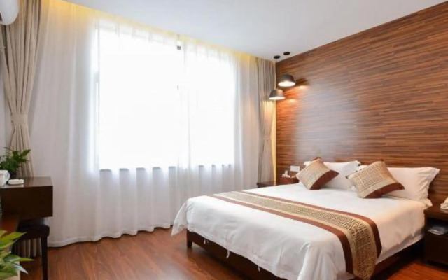 Ruiyang Hotel