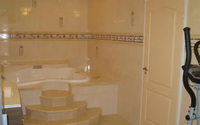 Villa Piros