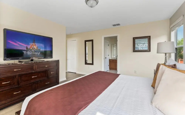 Themed Bedrooms and Large Pool