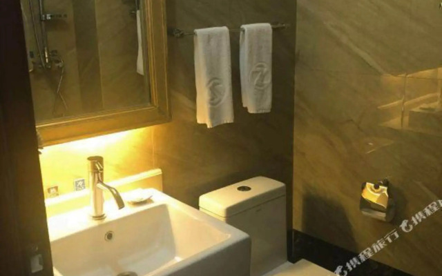 Tall Hotel