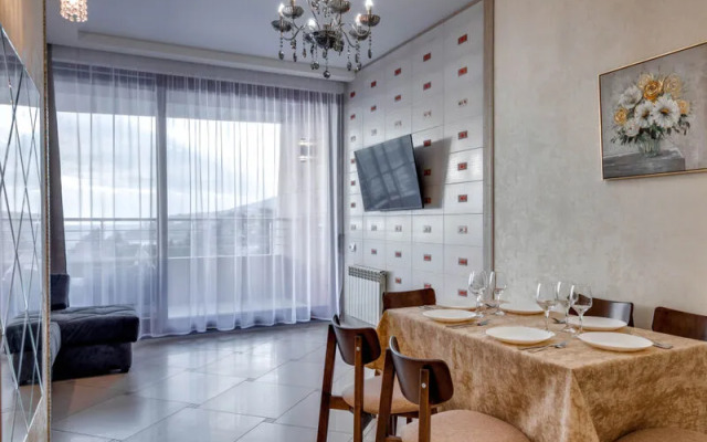 Апартаменты Фамилия Делюкс на улице Строителей, д.3