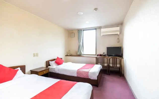 OYO 44604 Business Hotel Kameya