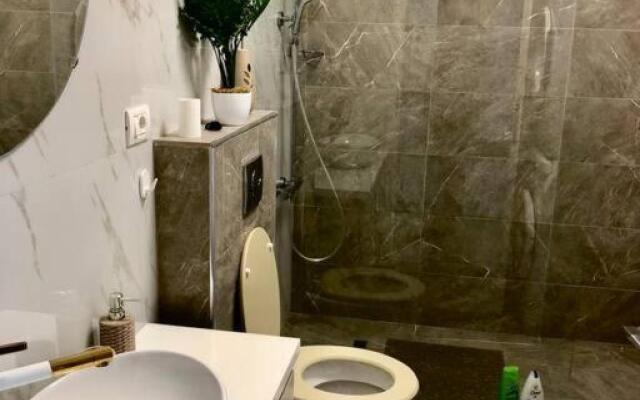 New modern apart near Center at Vivalia grand v9