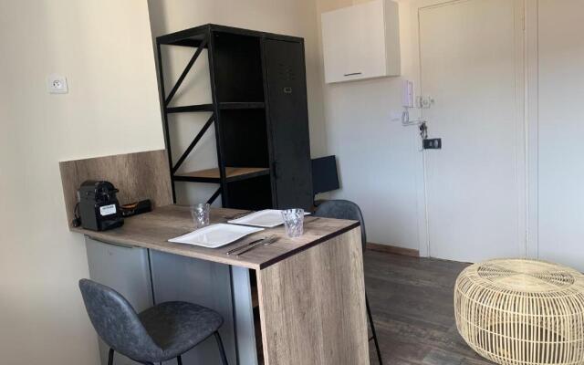 Studio plein coeur de Nice 24 24H 7 7J