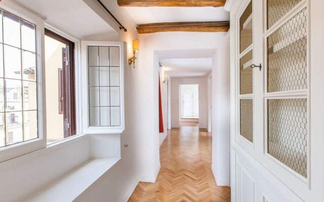 Rental in Rome Navona Penthouse