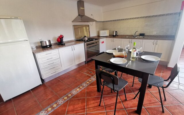 Apartments with Pool in Funchal