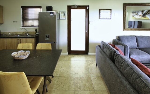 Ellefsen Golf Suite 137, Langebaan, 4 - Sleeper