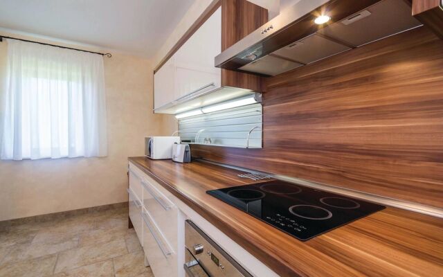Stunning Home in Turcic With Wifi and 4 Bedrooms