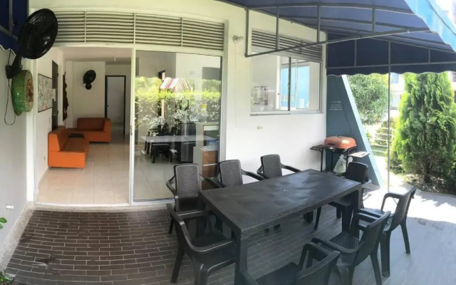 Hermoso Apartasol con Piscina en Sopetran