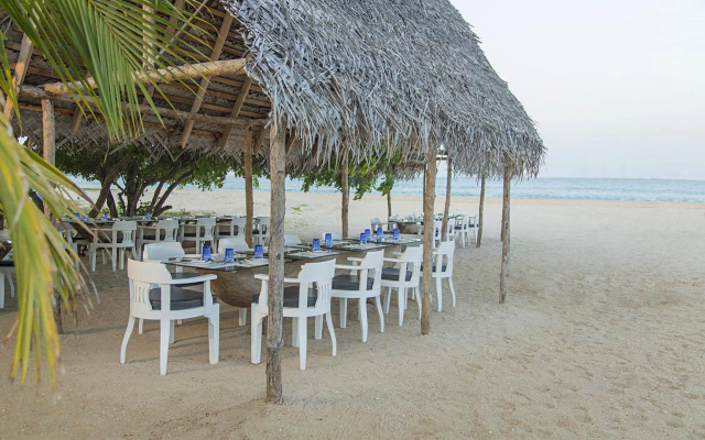 Maalu Maalu Resort & Spa