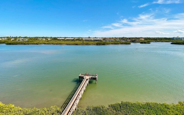 Sea Club by Teeming Vacation Rentals