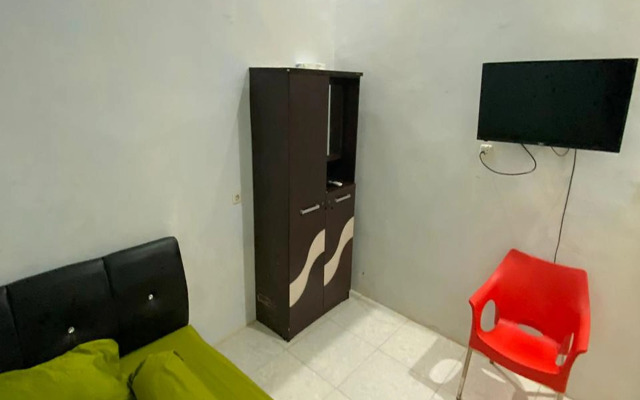 Radja Guest House by ZUZU