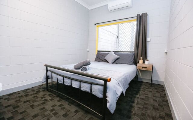 Mad Monkey Backpackers Village
