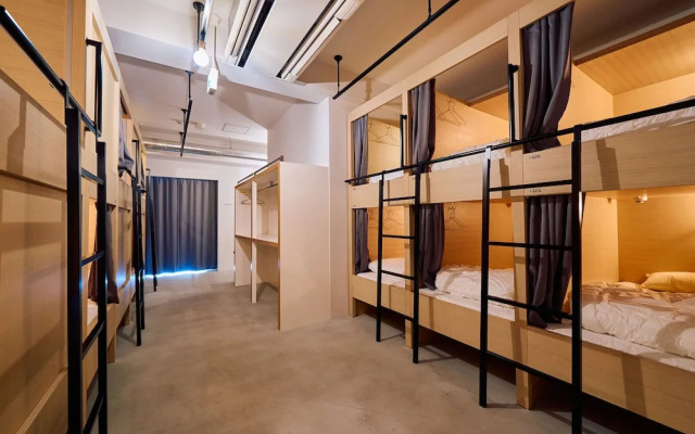 Hotel Plus Hostel TOKYO ASAKUSA 1