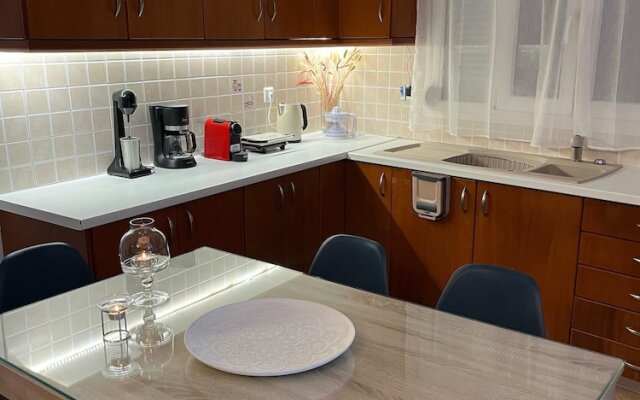 Cozy 2 Bedroom Apartment in Spilia
