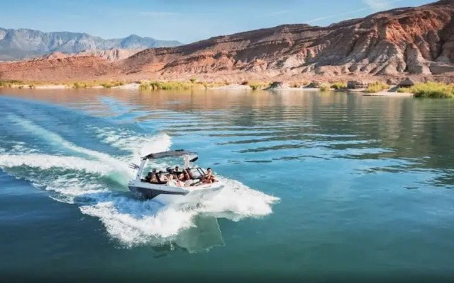 Owens Landing Amazing Views!