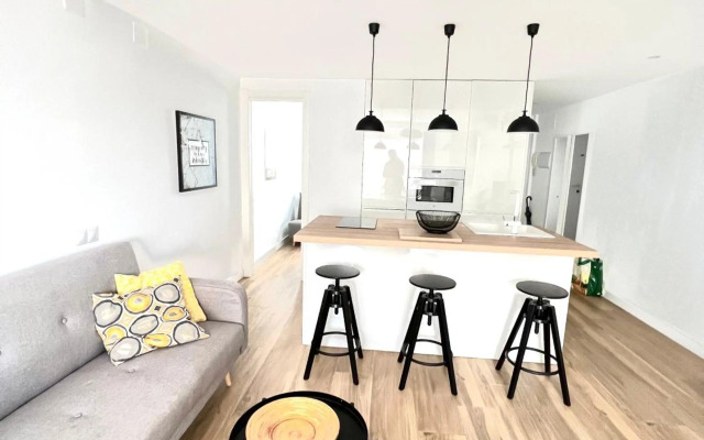 Holiday Studio by Meatina