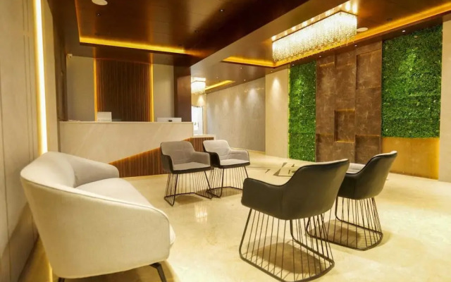 Balu Residency - A Business Class Hotel