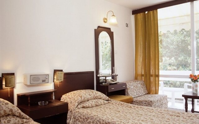 Kardam Hotel
