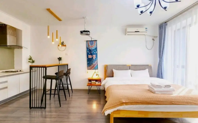 Janyue Movie Night High Rise View