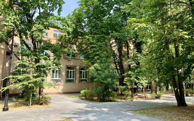 Dohodom (Income) on the Leningradskoe highway