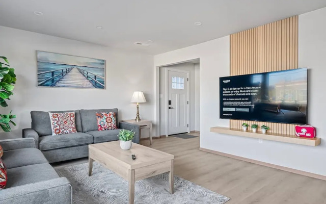 Daly City 3B Home Great Location