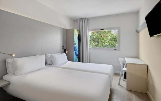 B&B Hotel Girona 2