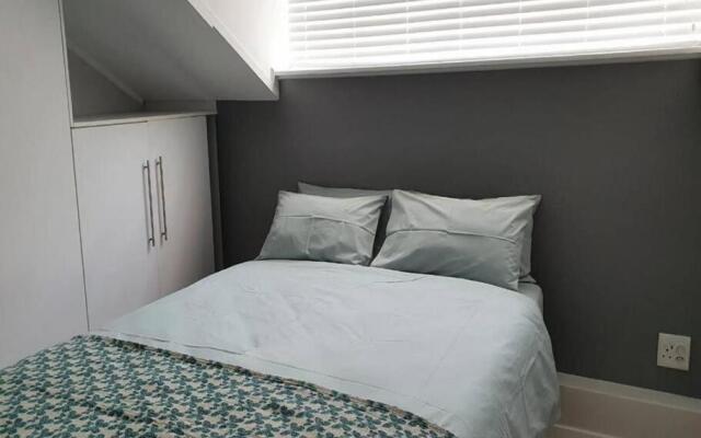 Santos Beach Pavilion E