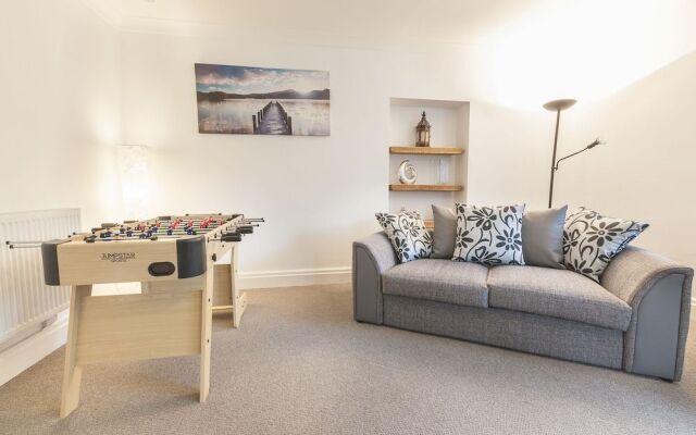Old Lodge Apartment