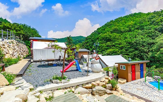 Gyeongju Rosso House Pension