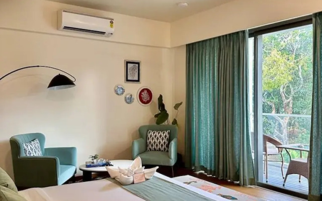 Luxe 3bhk Villa Kosha Pvt Pool - 2km to Beach