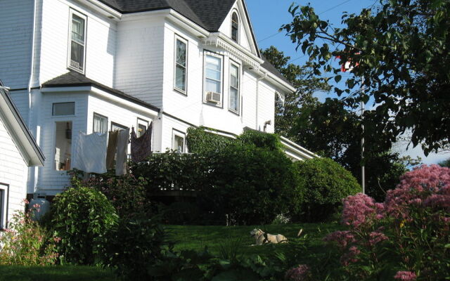 The Nelson House Bed & Breakfast