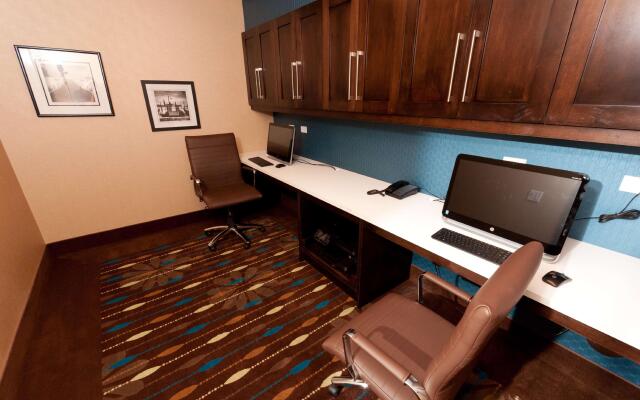 Hampton Inn & Suites by Hilton Regina East Gate